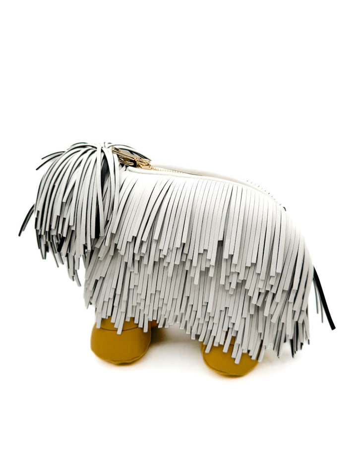 Bolsos imitando la silueta de un perro  con flecos