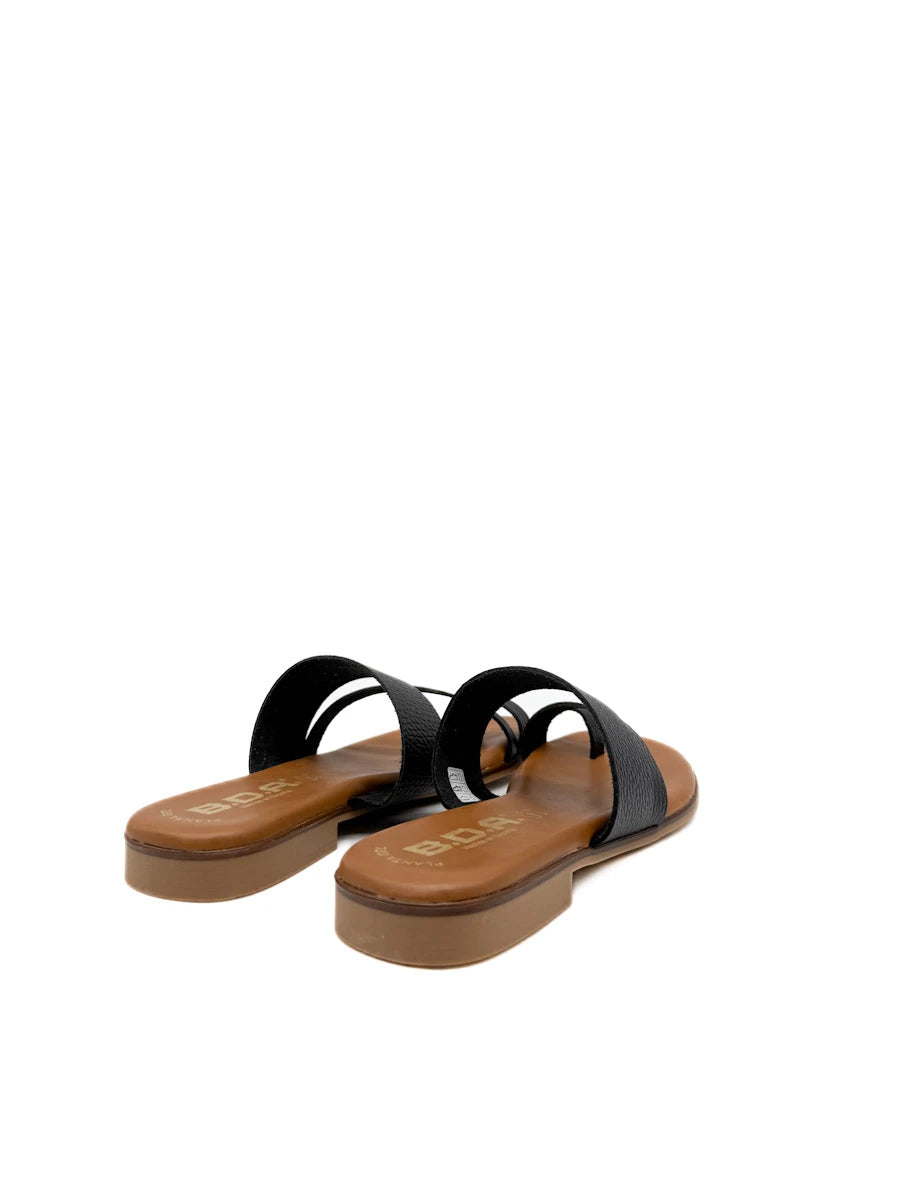Sandalias de Cuero con Tira de Dedo y Plantilla de Gel - Artesanía Española