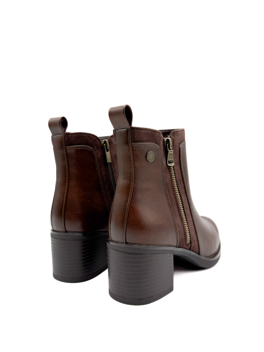Botines de Tacones Medios: Elegancia y Comodidad en Cuero Sintético