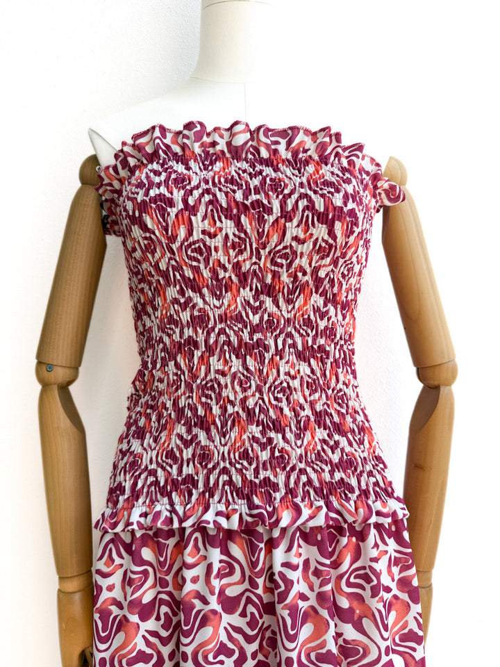 Vestido Floral con Nido de Abeja – Estilo Fresco y Versátil