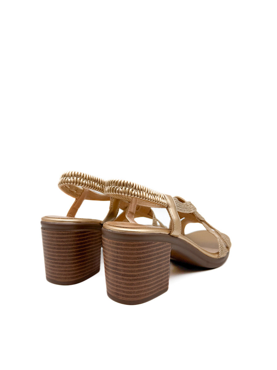 Elegantes Sandalias con Detalle Entrelazado