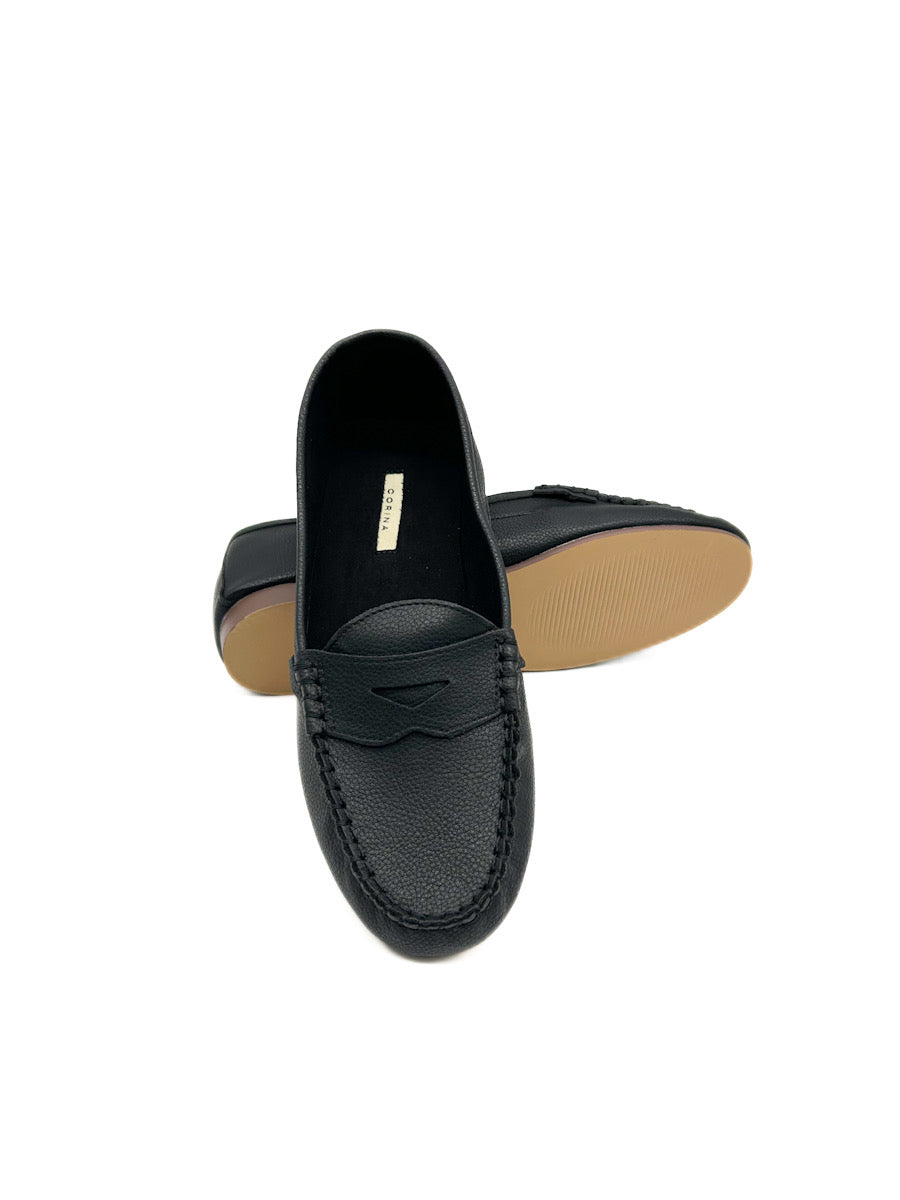 Mocasín Plano Negro Corina M5135