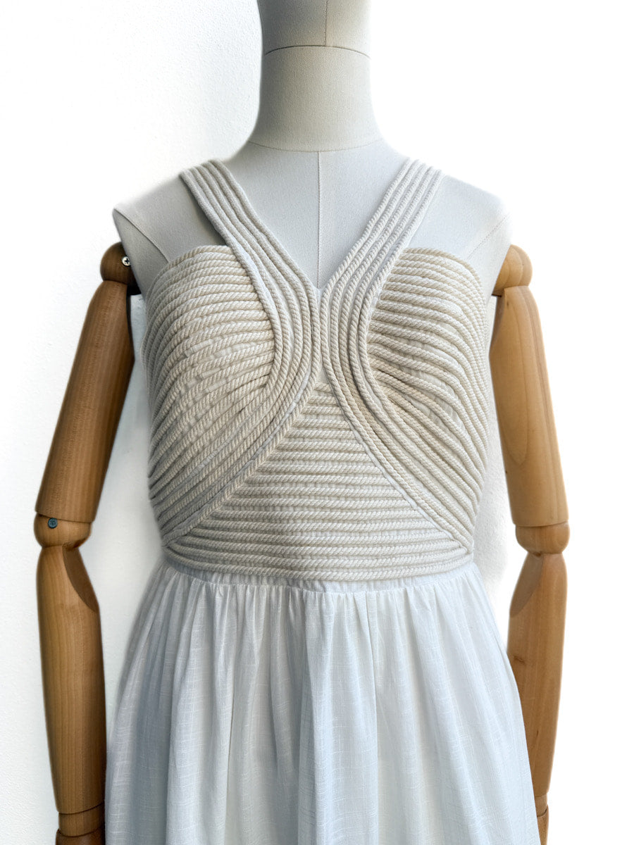 Vestido detalle cuerdas trenzadas