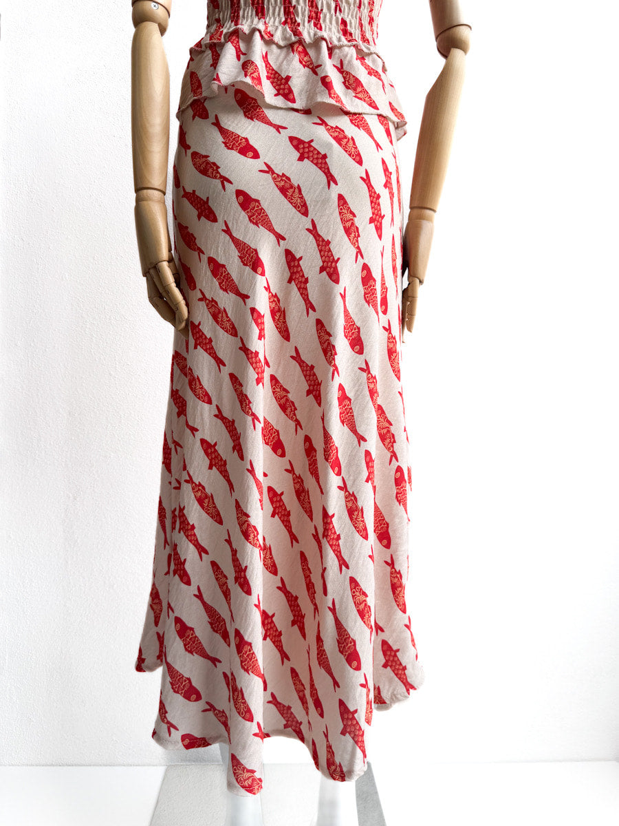 Conjunto Top y Falda Estampado de Peces – Disponible en Rojo y Beige