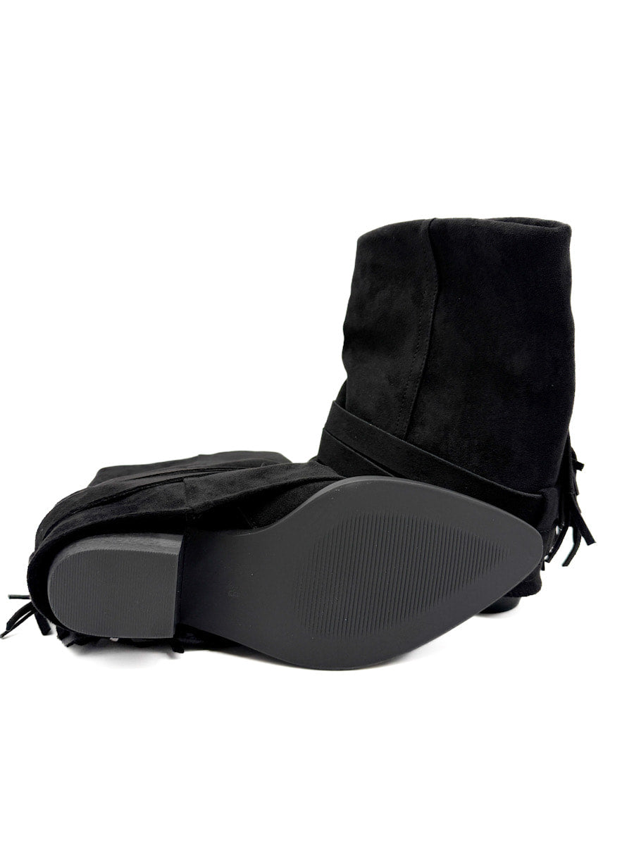 Botines con Flecos y Correas con Hebillas