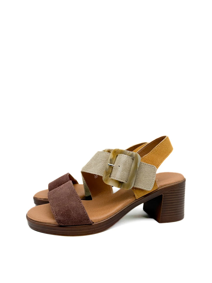 Sandalia Tricolor con Hebilla Efecto Nacarado - Estilo Boho Retro