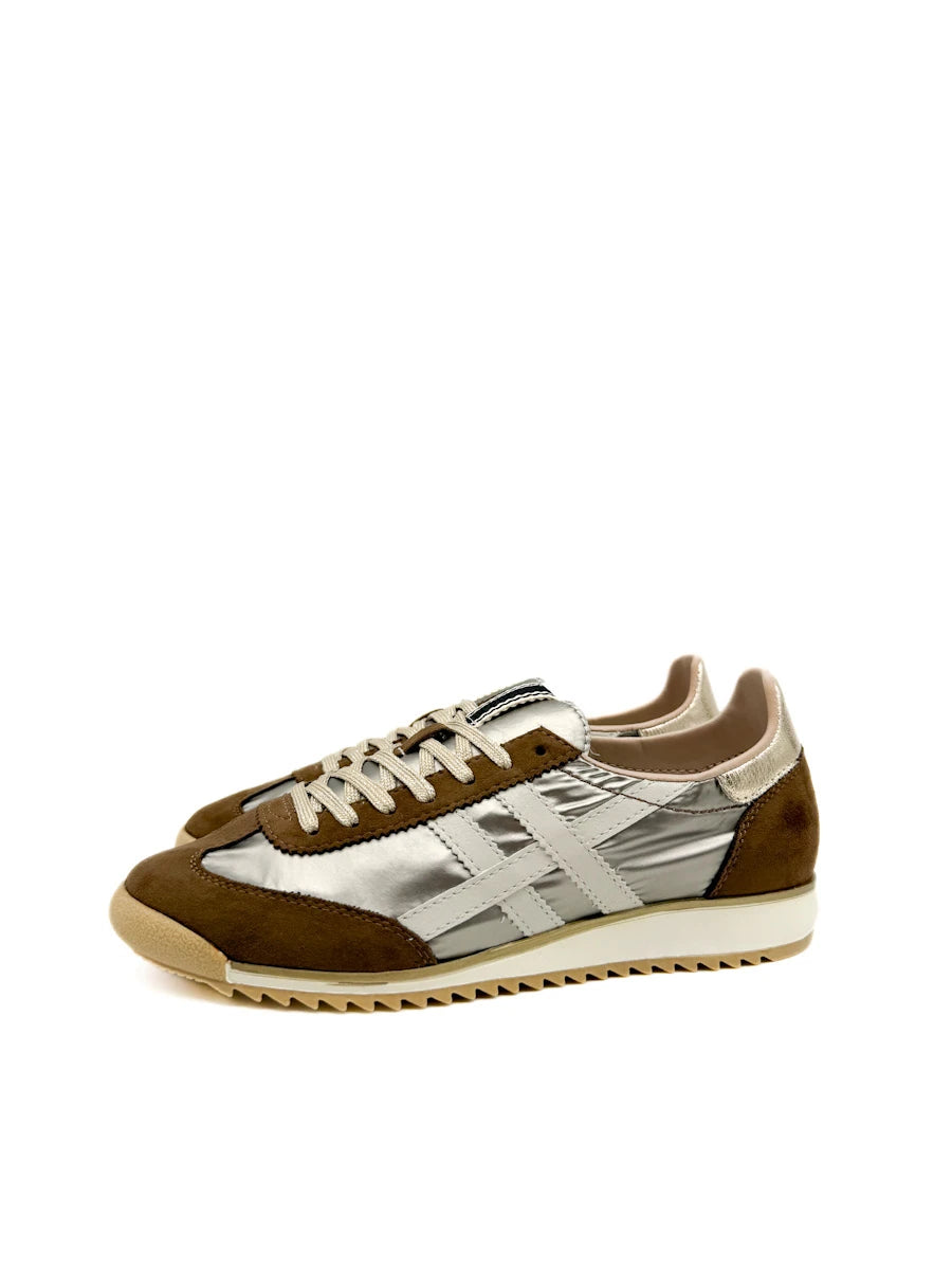 Zapatillas Deportivas Retro de Antelina y Nailon con Bandas Laterales