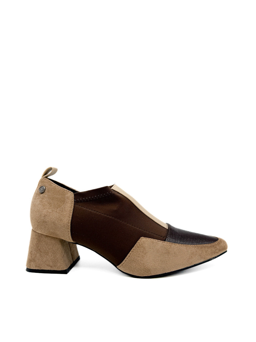 Zapatos de Tacón Bajo con Diseño de Bloques de Color y Texturas Mixtas. Marrón