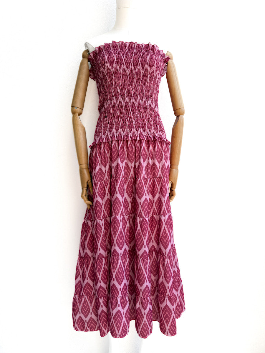 Vestido Floral con Nido de Abeja – Estilo Fresco y Versátil