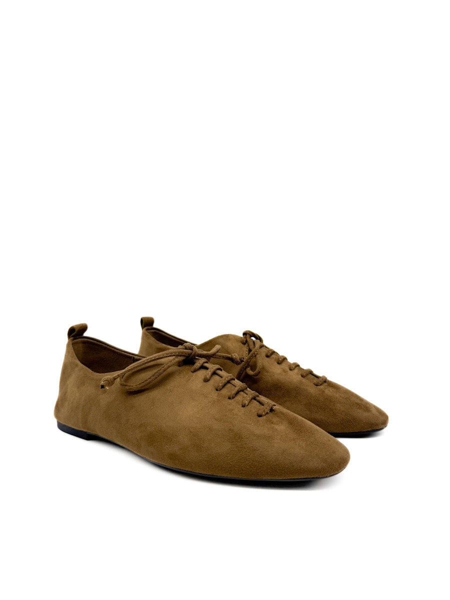 Zapatos de Antelina con Cordones - Elegancia y Comodidad