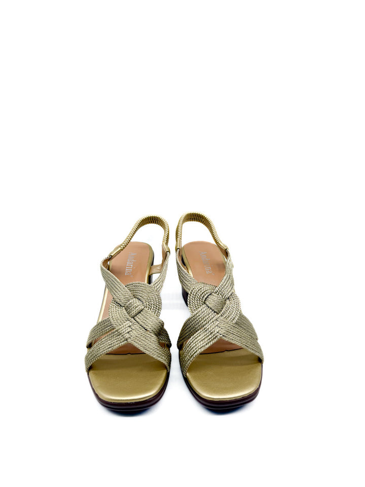 Elegantes Sandalias con Detalle Entrelazado