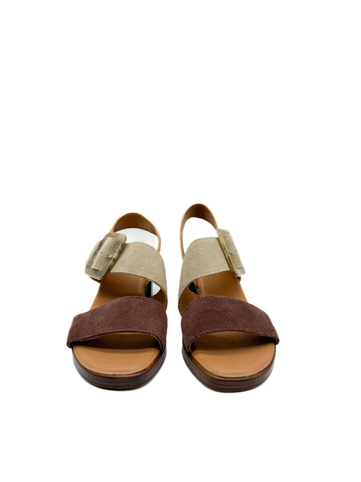 Sandalia Tricolor con Hebilla Efecto Nacarado - Estilo Boho Retro