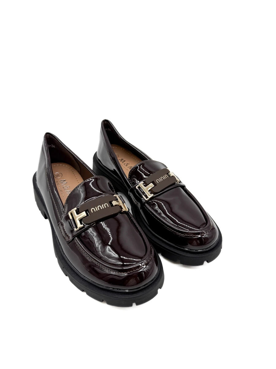 Mocasines de Charol con Suela Dentada y Hebilla Metalizada para Mujer
