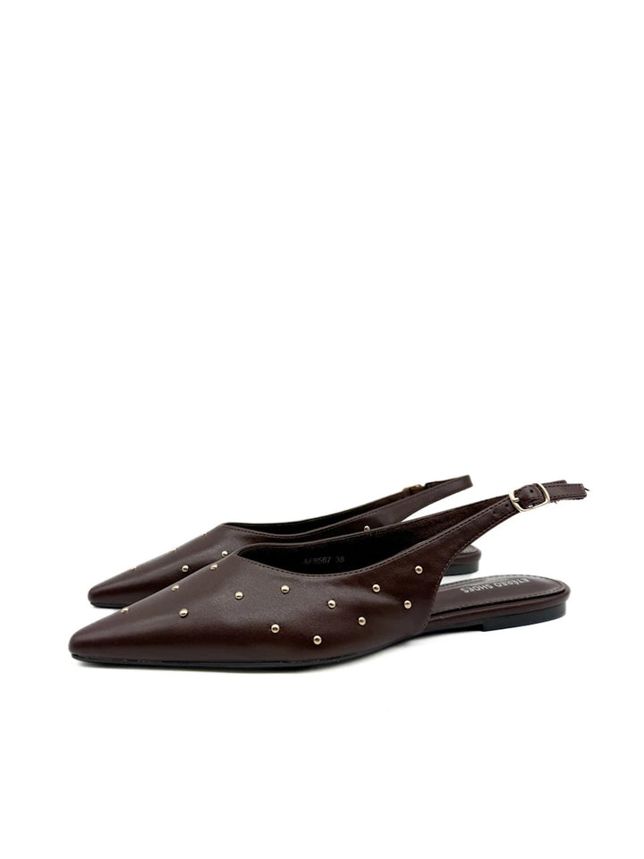 Zapatos Planos Destalonados de Puntera Fina con Tachuelas