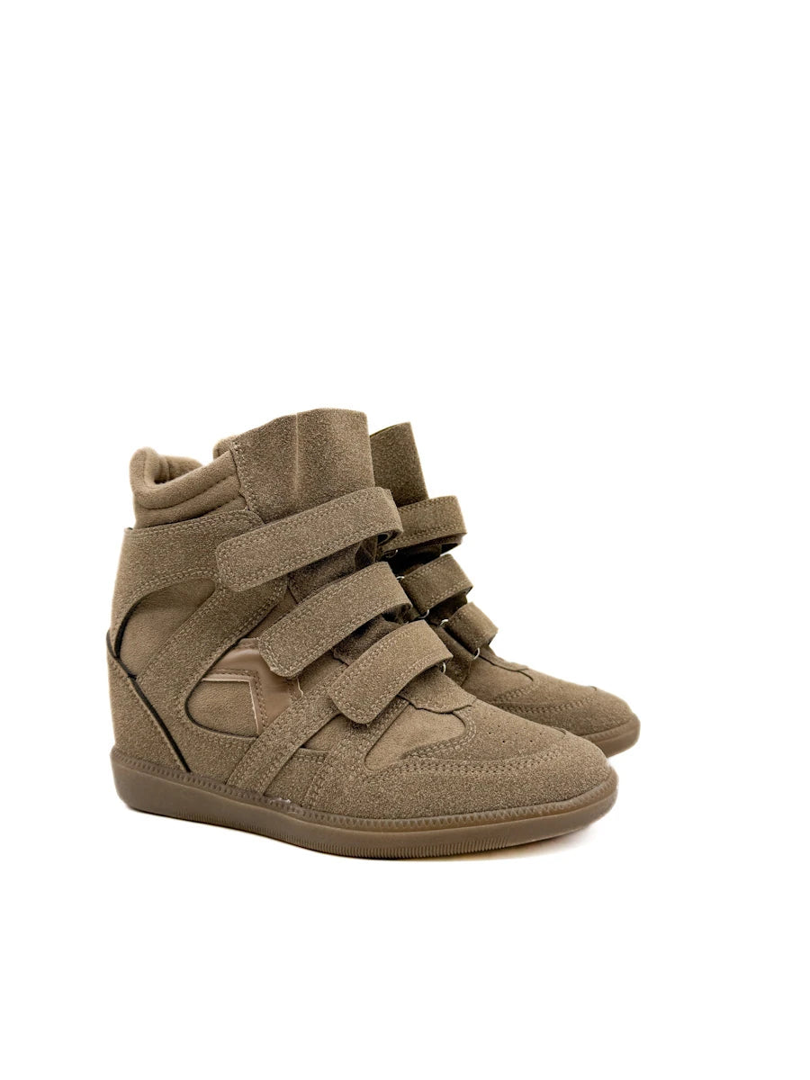 Zapatillas con Cuña Interna y Velcro en Antelina