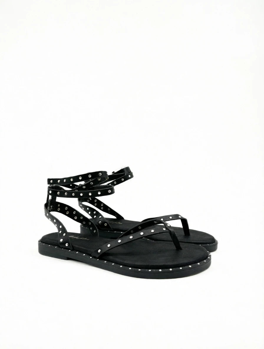 Sandalias Romanas con Tachuelas Metálicas y Doble Correa al Tobillo - Colección Urban Chic