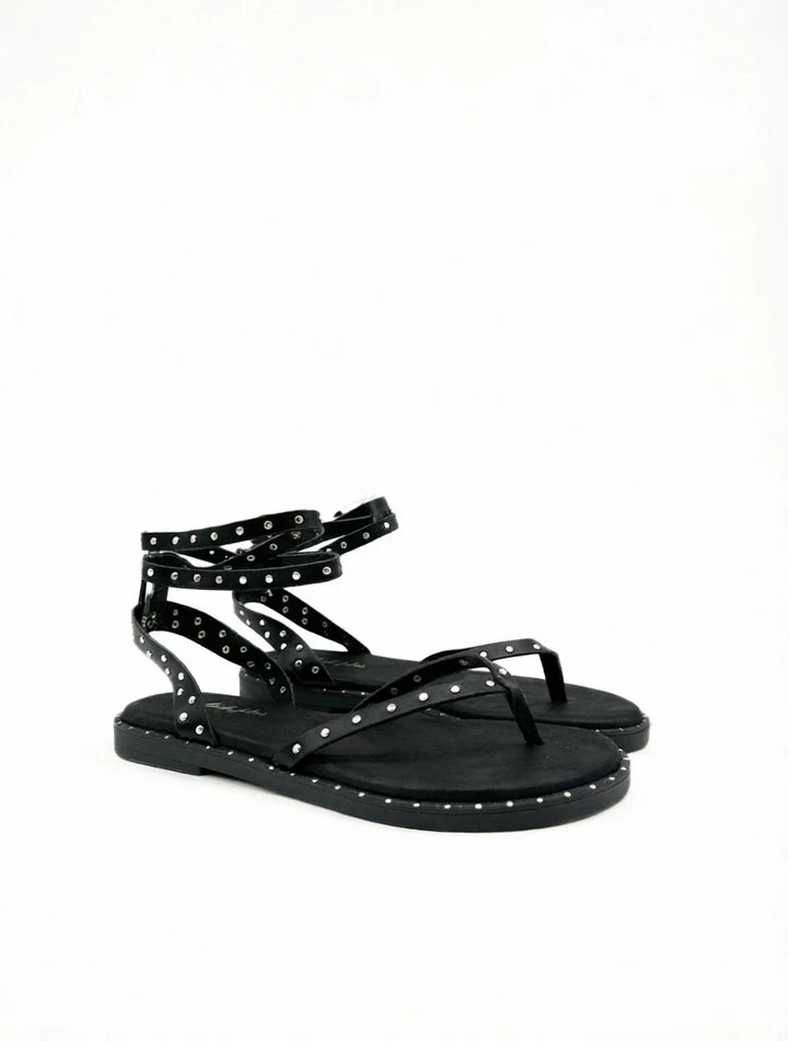 Sandalias Romanas con Tachuelas Metálicas y Doble Correa al Tobillo - Colección Urban Chic
