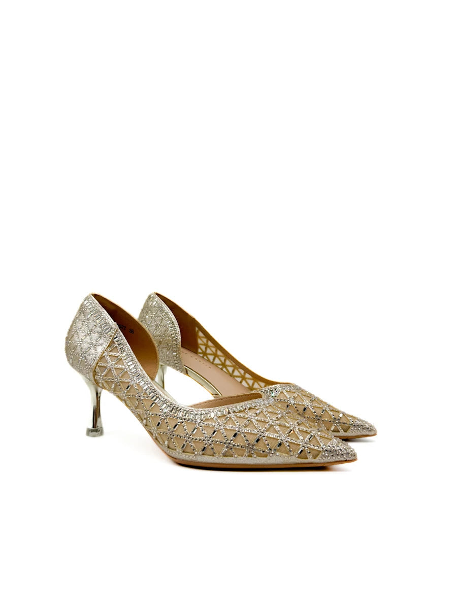 Zapato de Salón Joya: Diseño D'Orsay con Pedrería y Tacón de Copa - Dorado