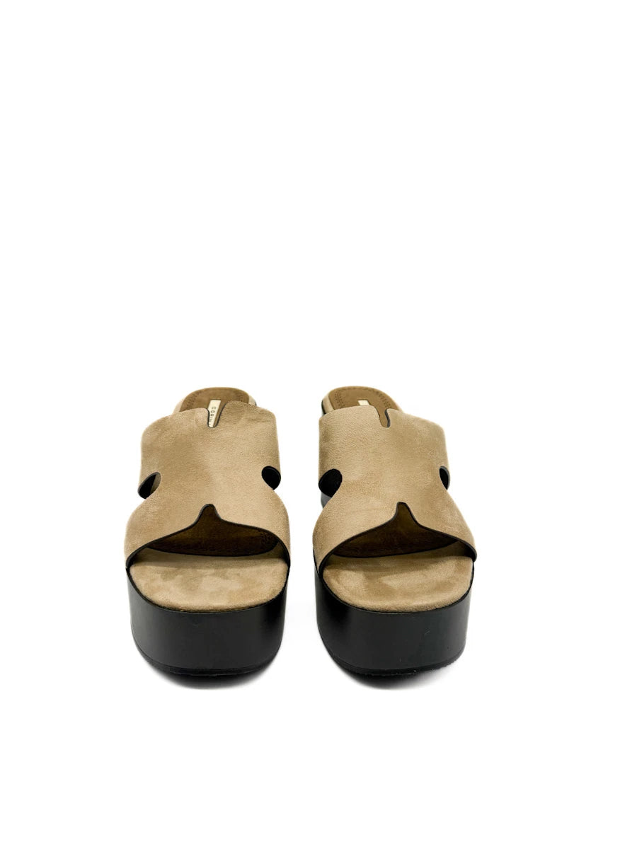 Sandalias de Cuña Corina con Pala Calada en "H" y Plataforma Negra