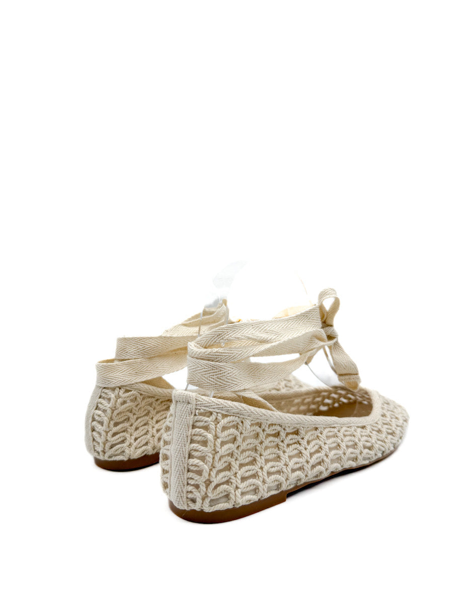 Manoletina Atada al Tobillo de Crochet Beige