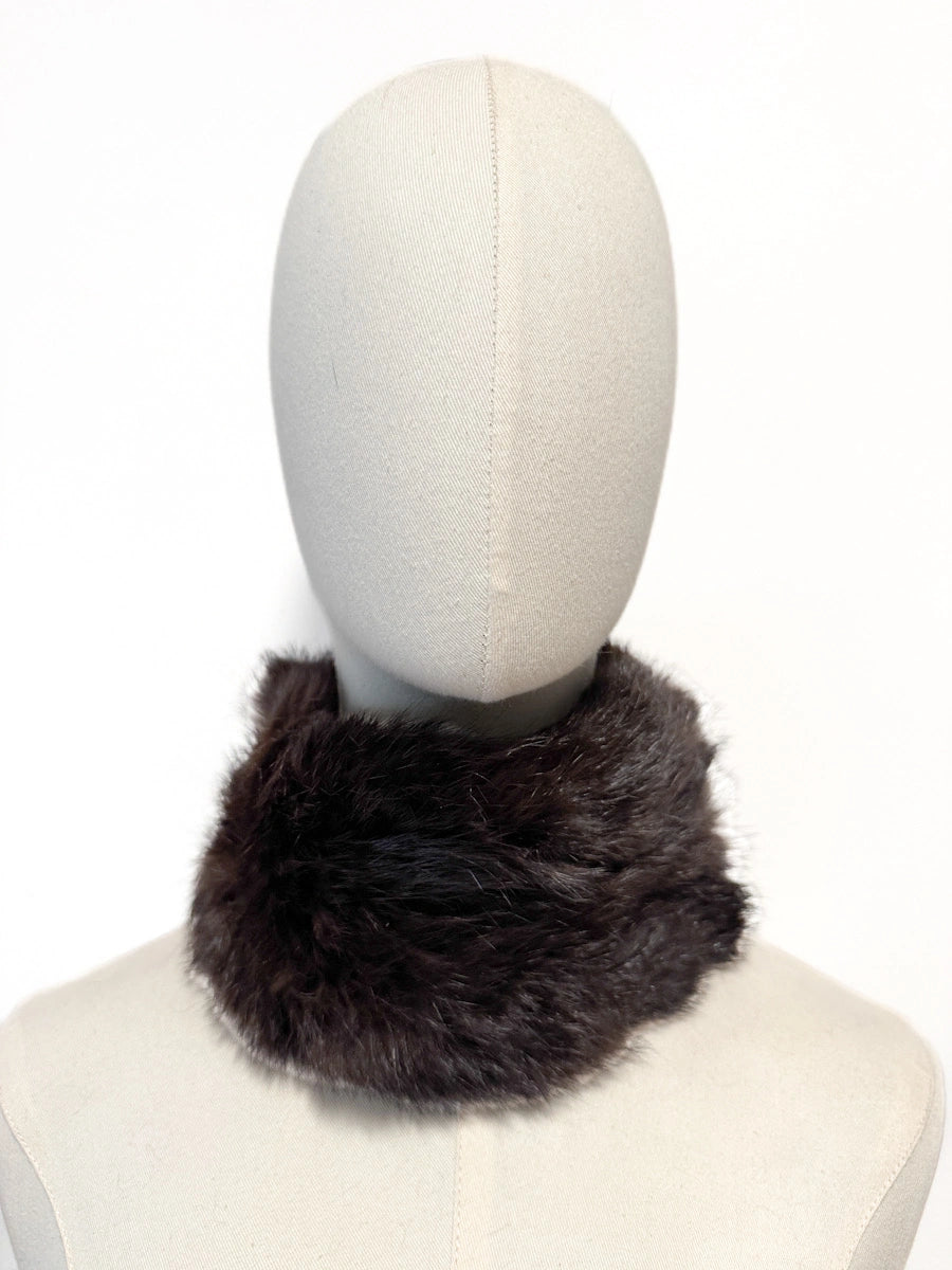 Cuello de piel de conejo