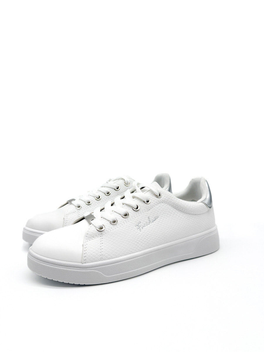 Zapatillas Blancas con Detalles Dorados y Plateados