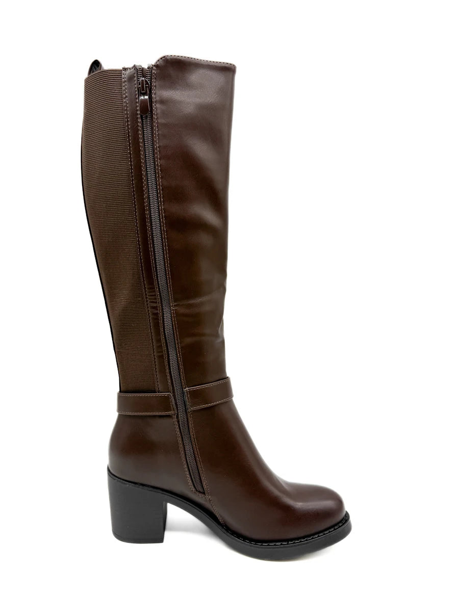 Botas Altas de Caña Ancha con Tacón Ancho y Adorno Metálico