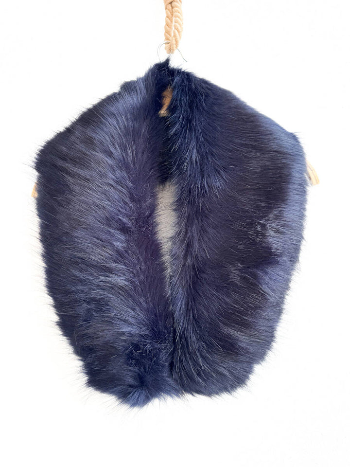 Cuello de Pelo Sintético