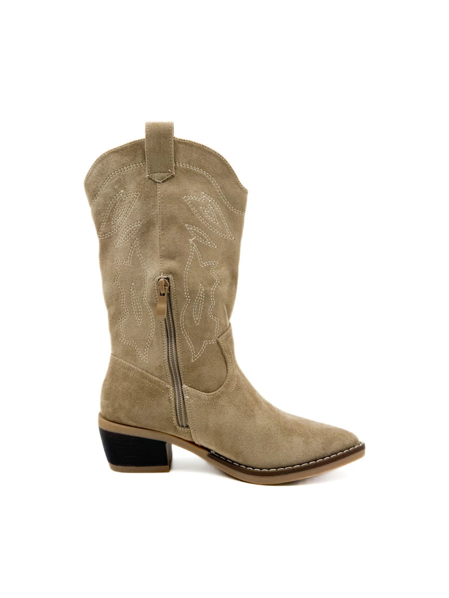 Botas Cowboy Media Caña – Estilo Campero con Bordados