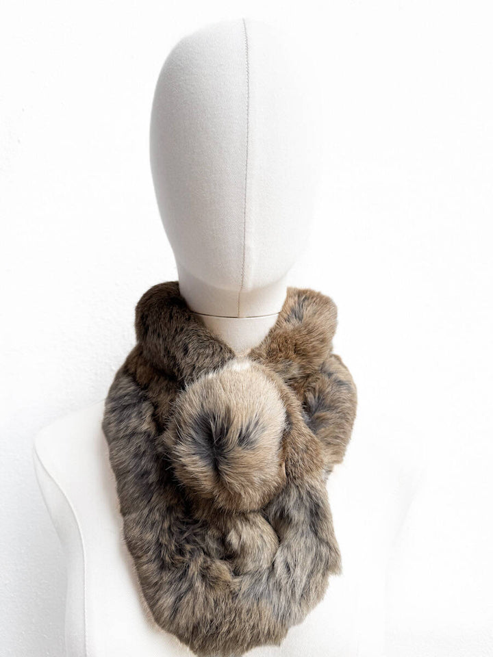 Cuello de Pelo Natural – Suavidad, Calidez y Elegancia