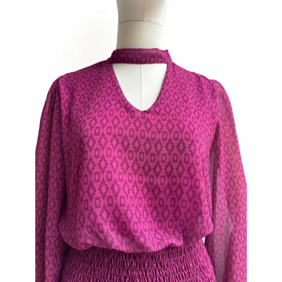 Vestido Dos Piezas con Estampado y Detalles Fruncidos