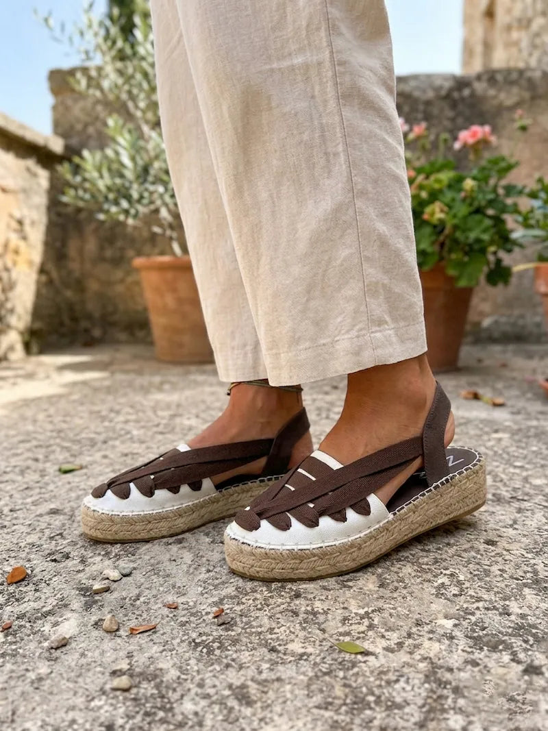 Alpargatas de Plataforma con Cintas Elásticas Intercaladas – Estilo Boho de Verano