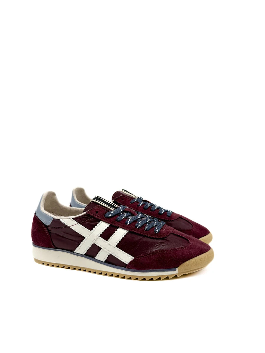 Zapatillas Deportivas Retro de Antelina y Nailon con Bandas Laterales
