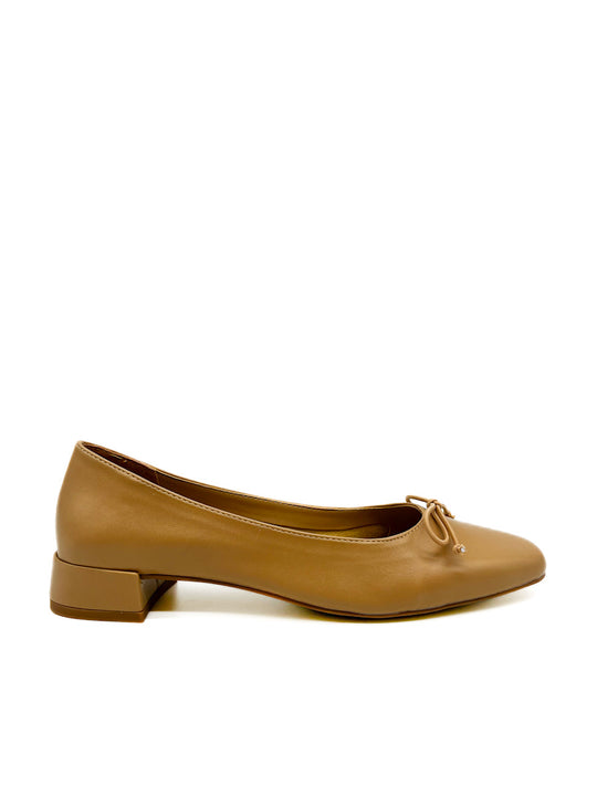 Corina Zapatos Tacón Bajo Referencia m4120 Camel