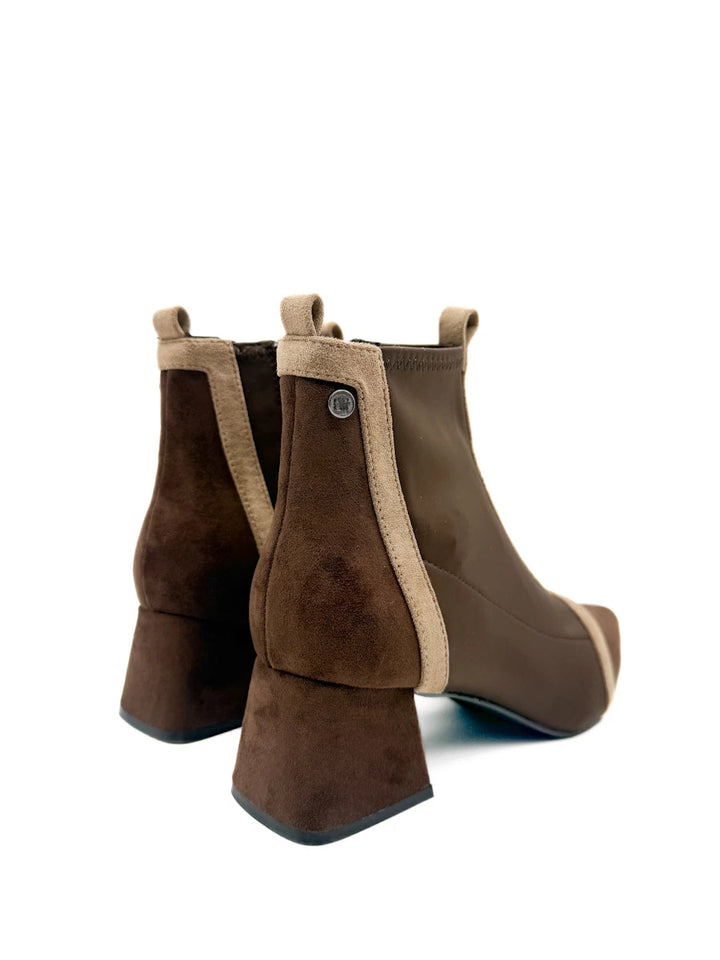 Botín de Bloque de Color con Tacón Cuadrado y Tejido Elástico