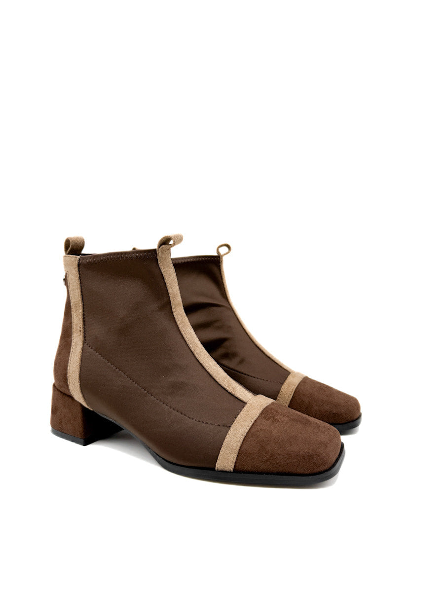 Botines Tacón Cuadrado Negras Texturizadas y Marrones Bicolor