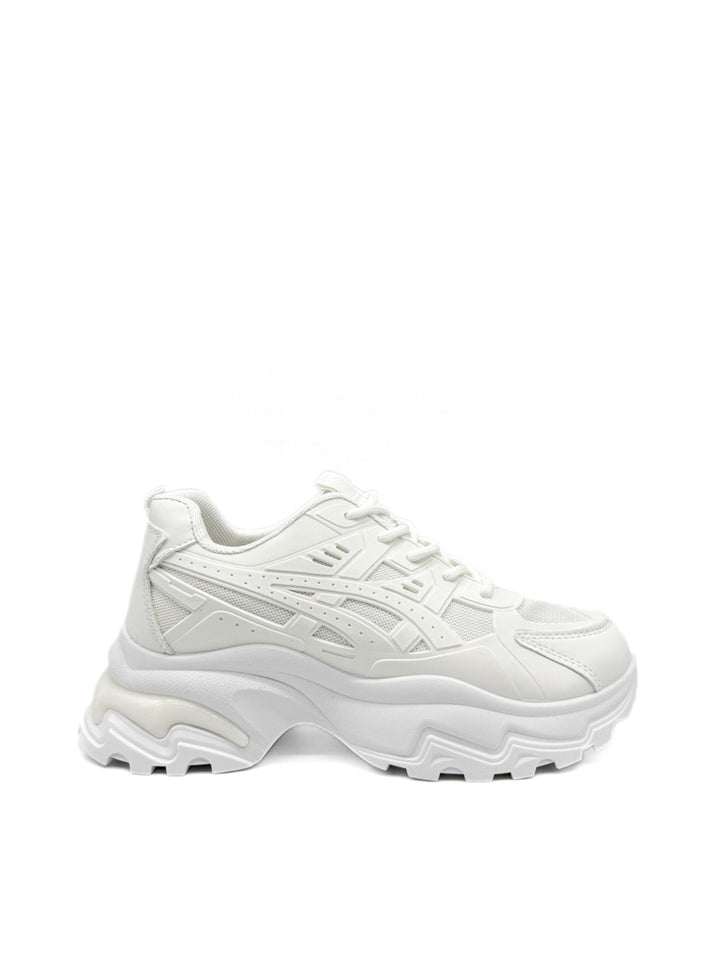 Zapatillas Blanco y Negro: Estilo Urbano con Suela Gruesa