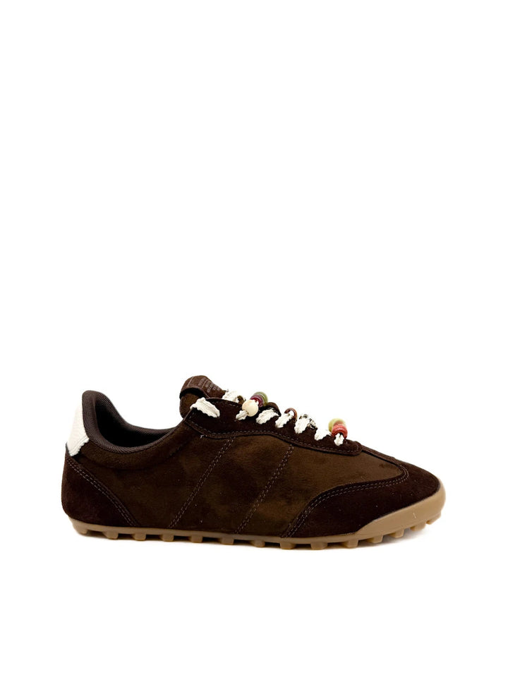 Zapatillas Corina Casuales de Antelina con Abalorios en Cordones