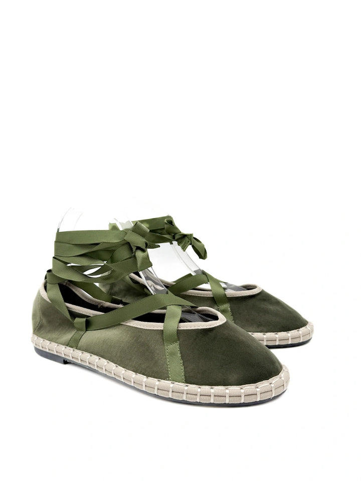 Bailarinas de Terciopelo con Cintas Cruzadas - Elegancia Artesanal