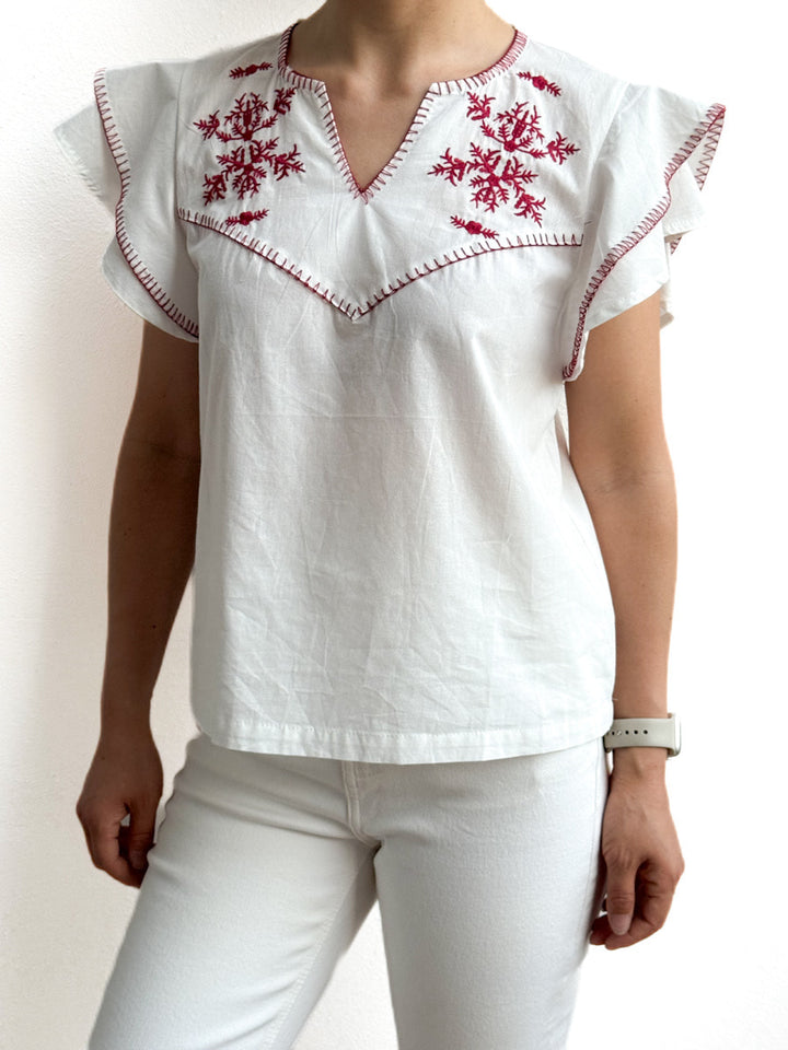 Blusa Artesanal con Bordado en Rojo