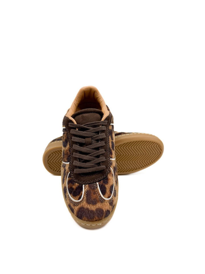 Zapatillas de Diseño Clásico con Estilo Moderno Corina M5525