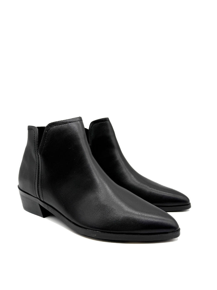 Botines Tacón Bajo Corina M5791