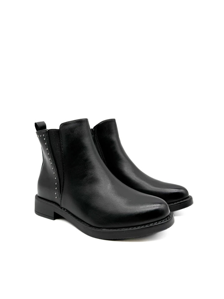 Botines Planos Chelsea con Cremallera Lateral y Detalle de Tachuelas
