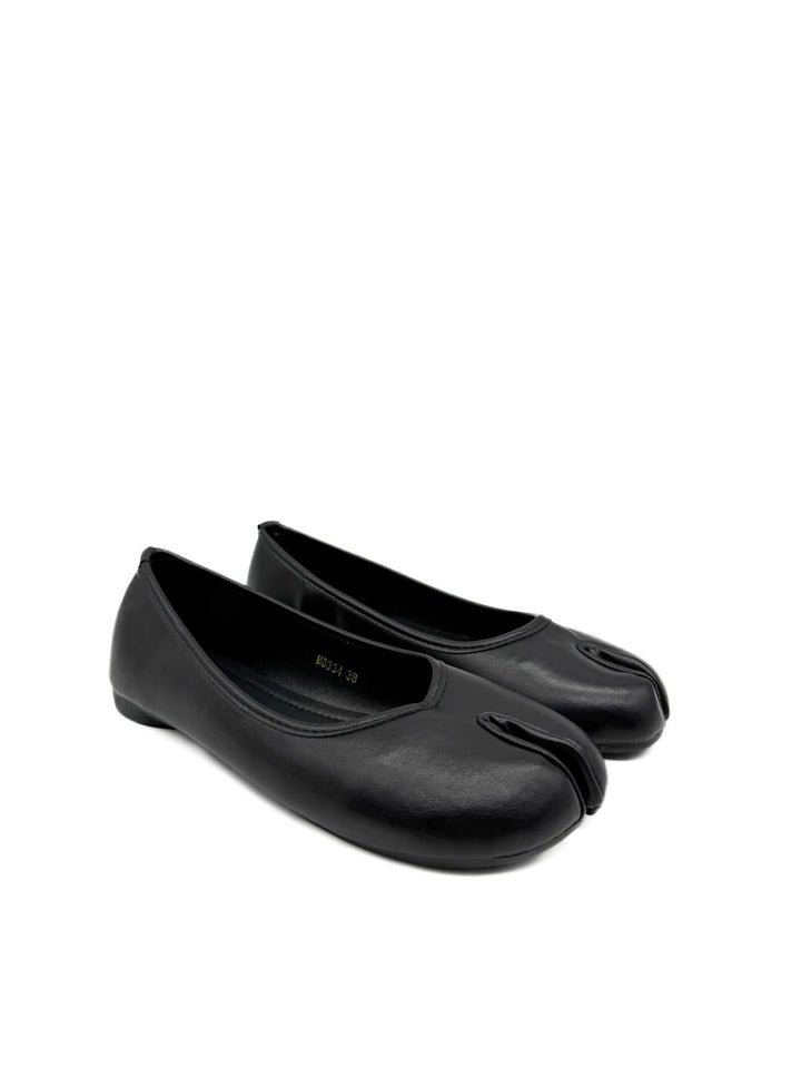 Bailarinas Tabi de Piel Sintética en Color Negro – Calzado Plano Vanguardista para Mujer