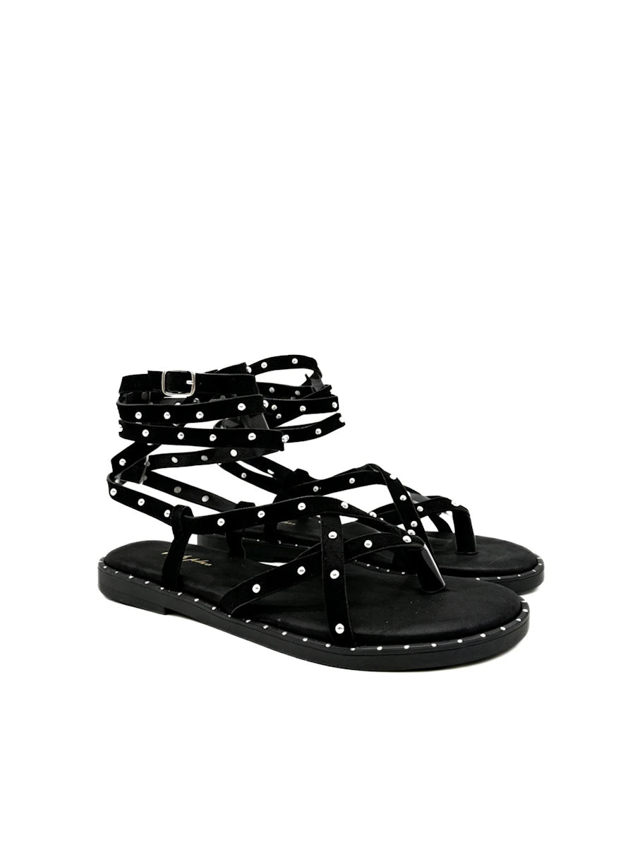 Sandalias Planas Estilo Romano con Tachuelas y Cierre al Tobillo - Colección Verano