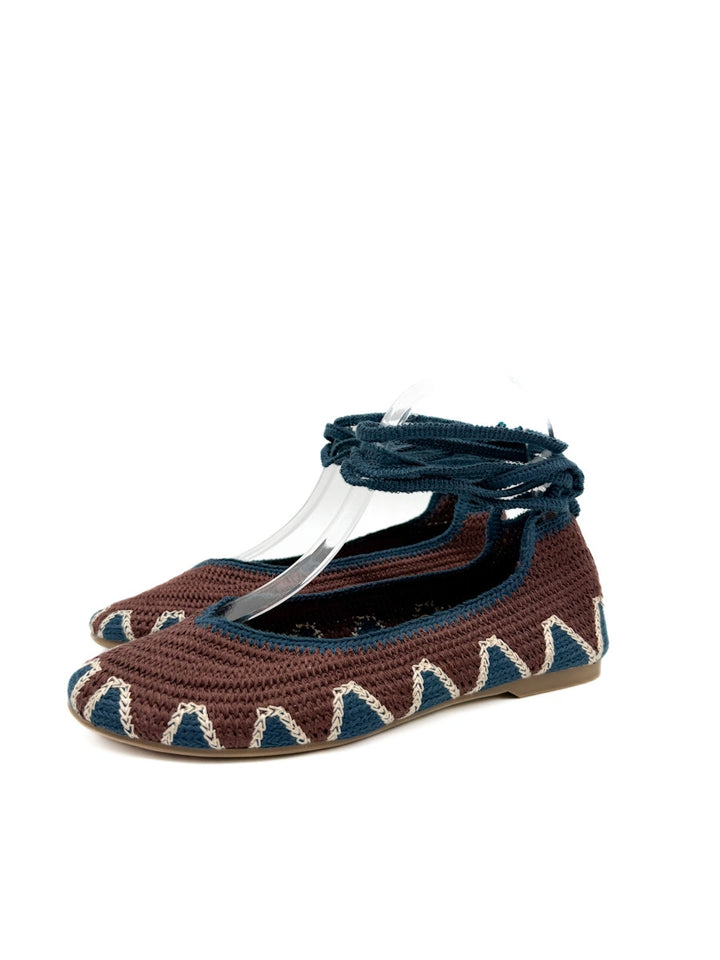 Bailarinas Artesanales de Crochet con Cintas para Tobillo y Diseño Étnico