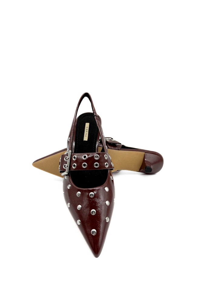 Zapatos de Tacón Bajo Estilo destalonado con Tachuelas Corina M5772