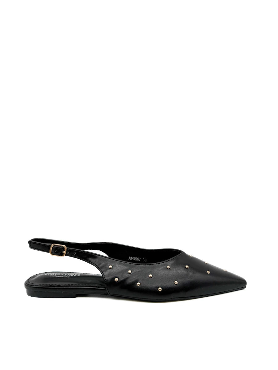 Zapato plano destalonado tachuelas