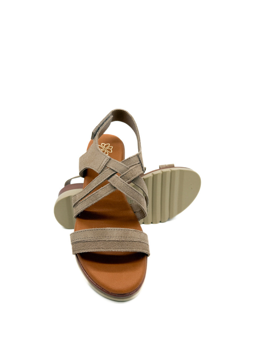 Sandalias Cuña de Piel Cierre Con Velcro