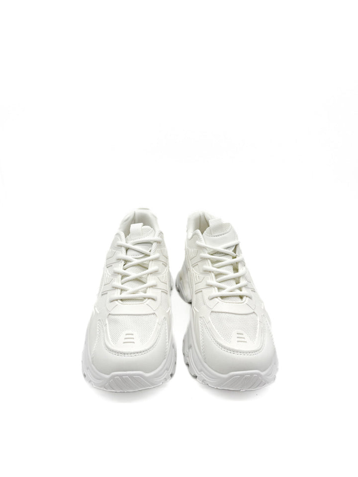 Zapatillas Blanco y Negro: Estilo Urbano con Suela Gruesa